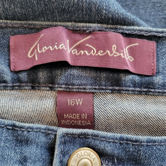 GLORIA VANDERBILT "Amanda" Denim Straight-Leg Jeans 16W - Picture 2 of 4